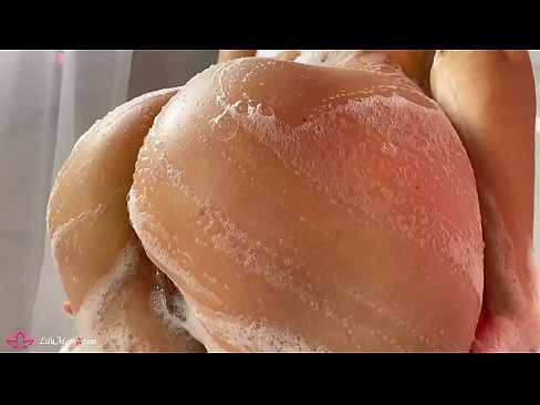 ❤️ Donkerkop masturbeer poes met vibrator tot intense orgasme in stort ☑ Porno fb by porn af.banglablog.top ☑